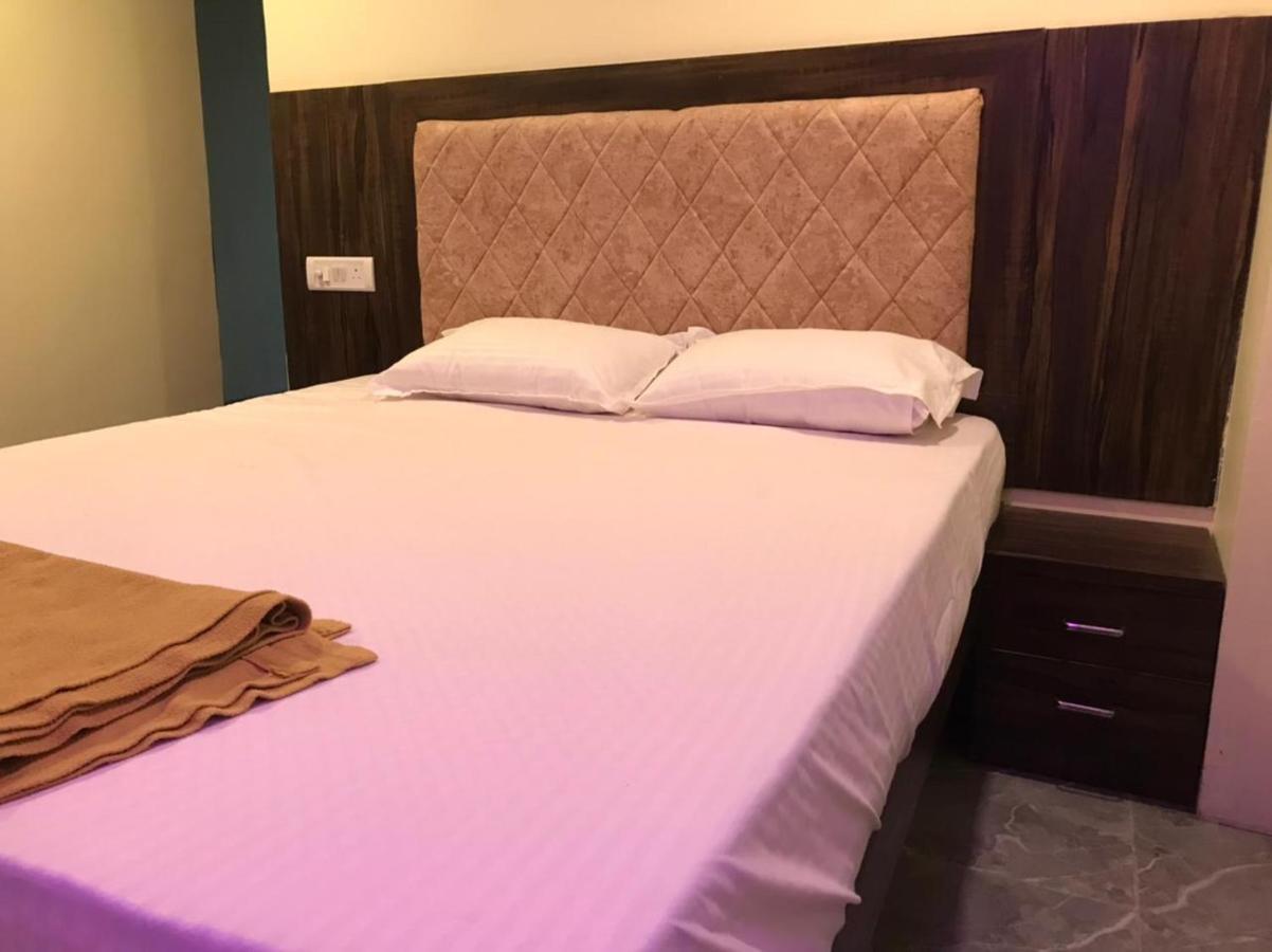 Taloja Midc Hotell Taloje Budrukh Eksteriør bilde